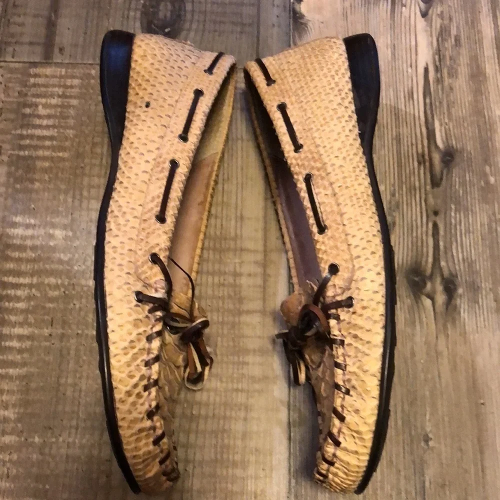 Linea Paolo slip on loafer size 8.5 N